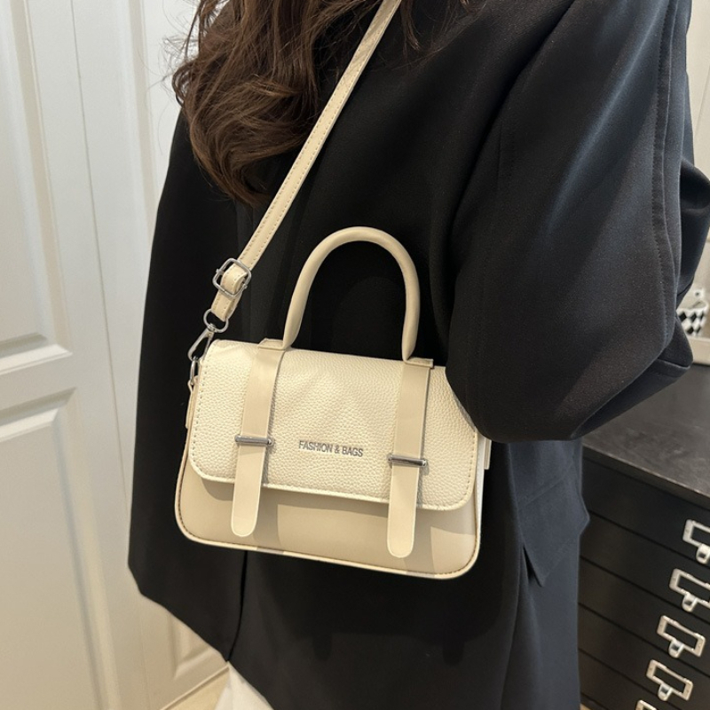 Bolso de cuero a la moda con a - Leatherwork Letters reseña y precio