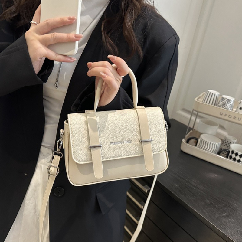 Bolso de cuero a la moda con a - Leatherwork Letters reseña y precio