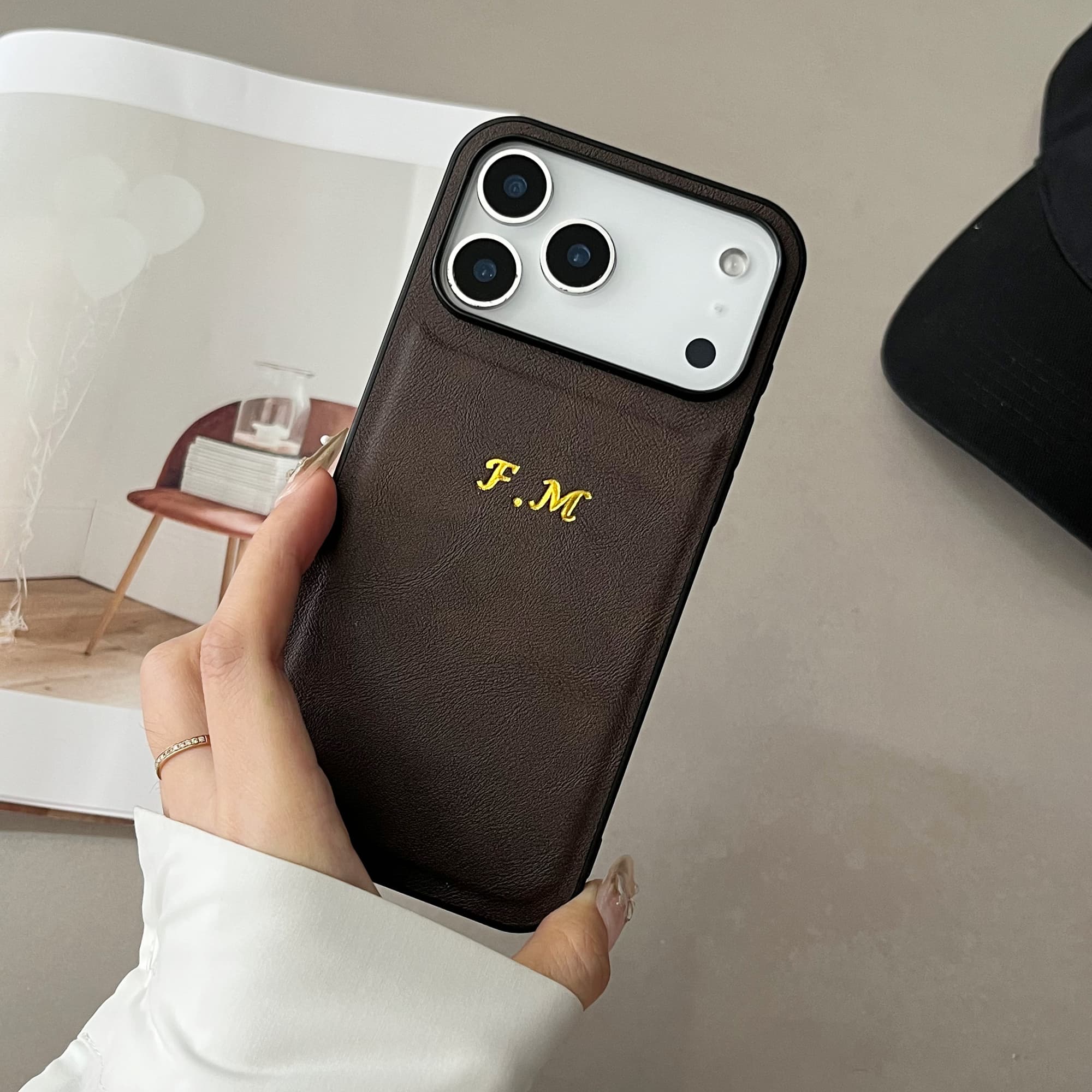 Funda de teléfono con estampad - Leatherwork Embossing reseña y precio